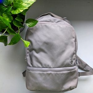 Lululemon City Adventurer Backpack
17L Lilac